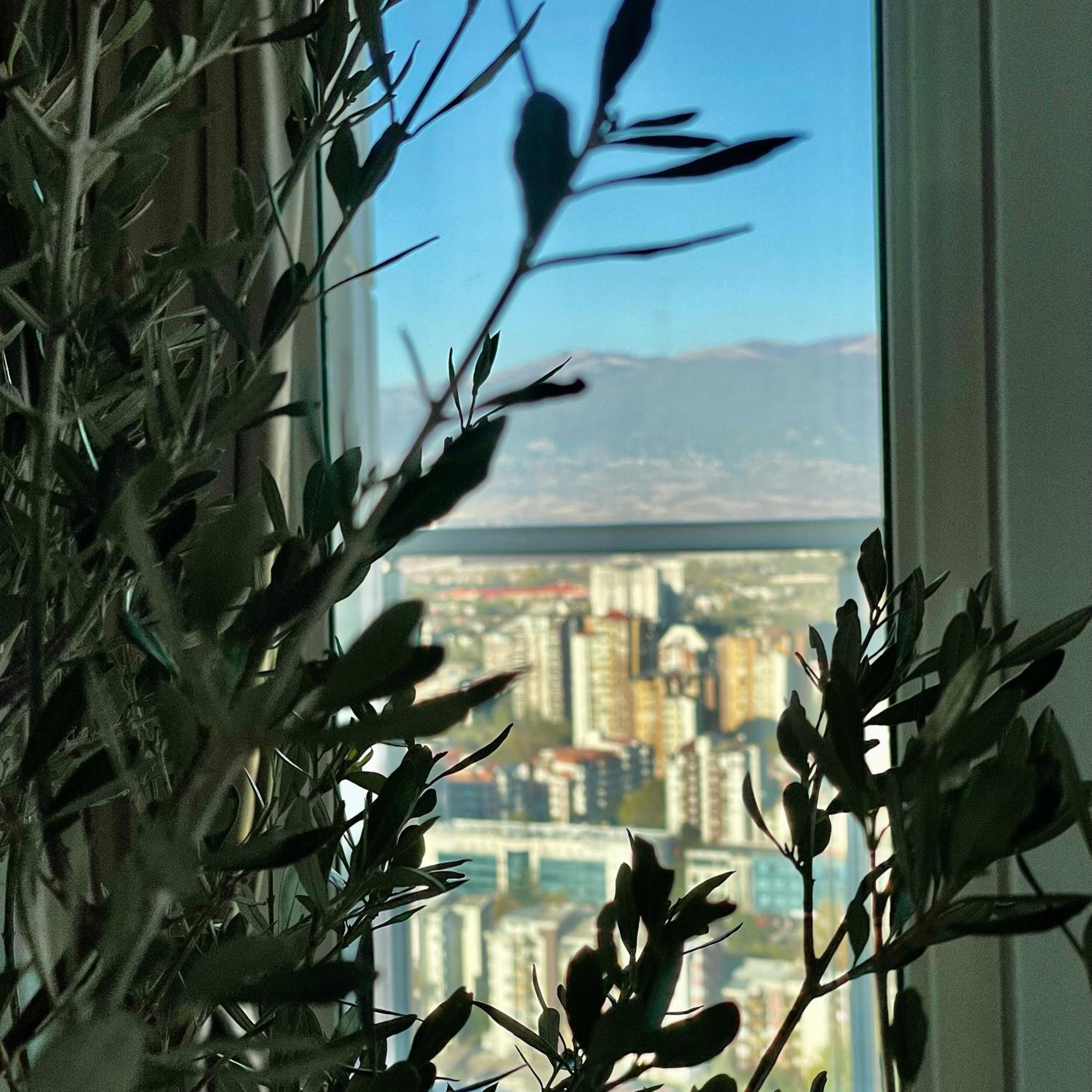 Royal Kate Spa Included, 32Nd Floor Skopje Buitenkant foto